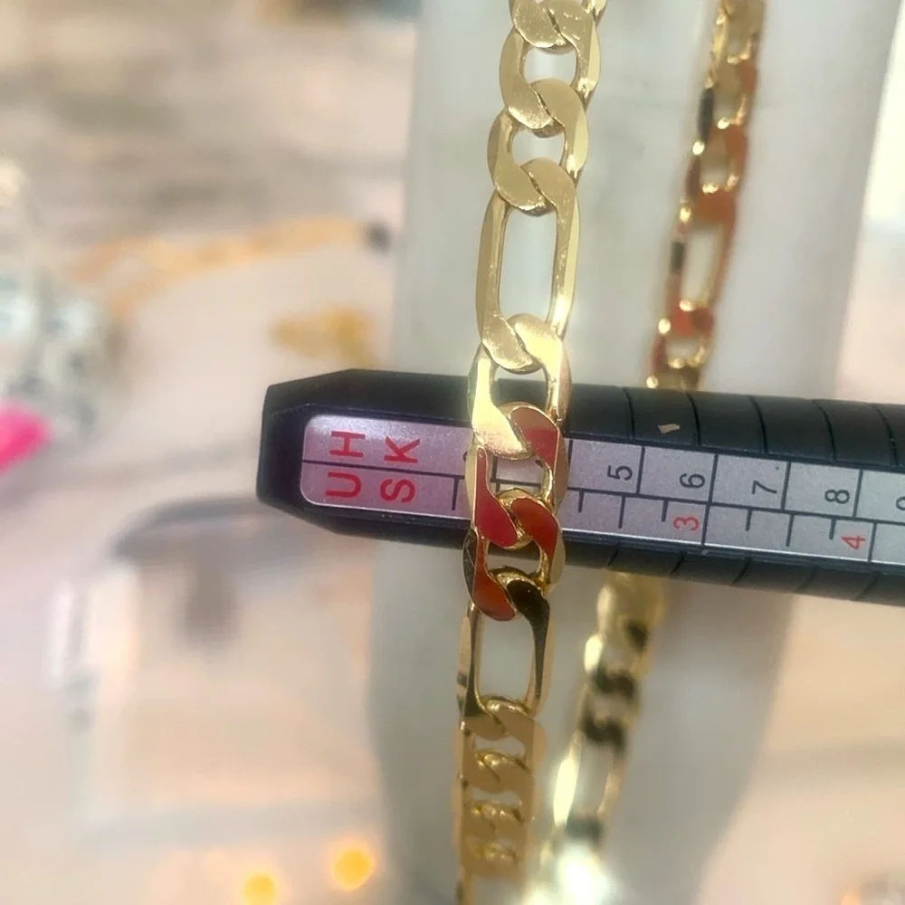 NEW 18k Gold Plated Figaro Necklace 18” Long GIFT